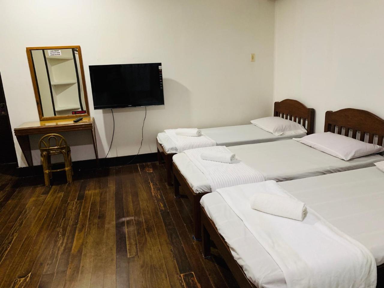 Matutina Pensionne Puerto Princesa Bagian luar foto