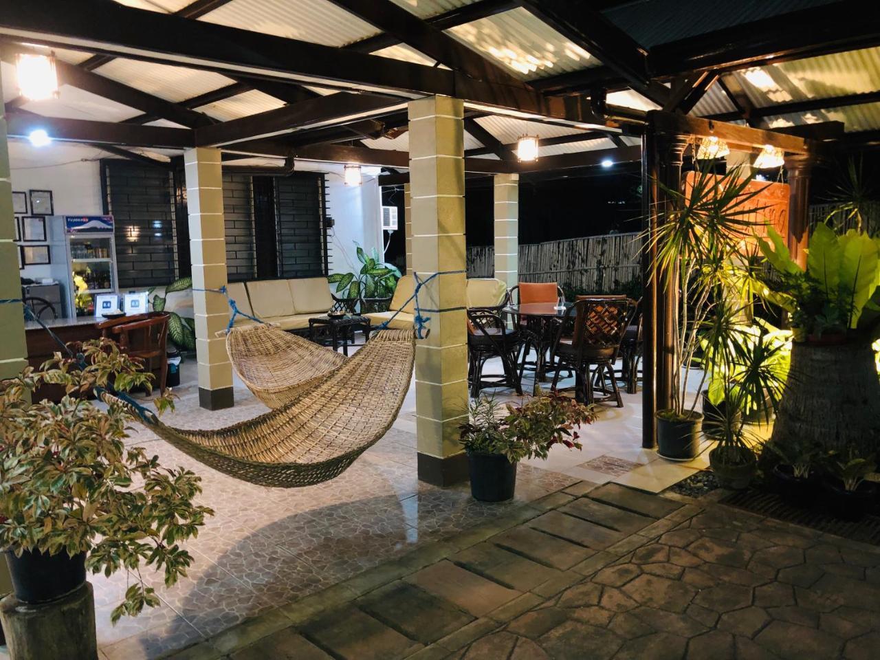 Matutina Pensionne Puerto Princesa Bagian luar foto