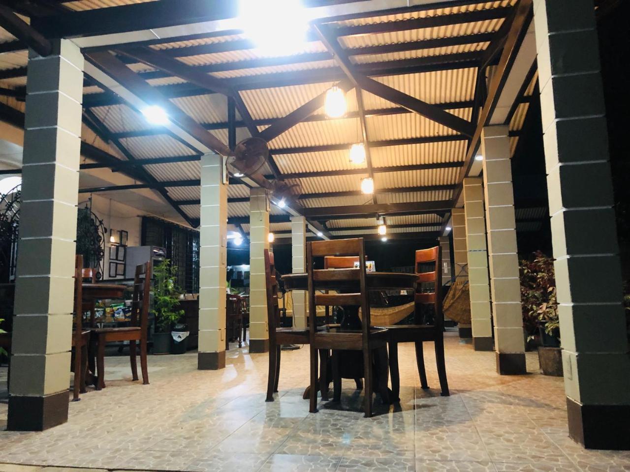 Matutina Pensionne Puerto Princesa Bagian luar foto